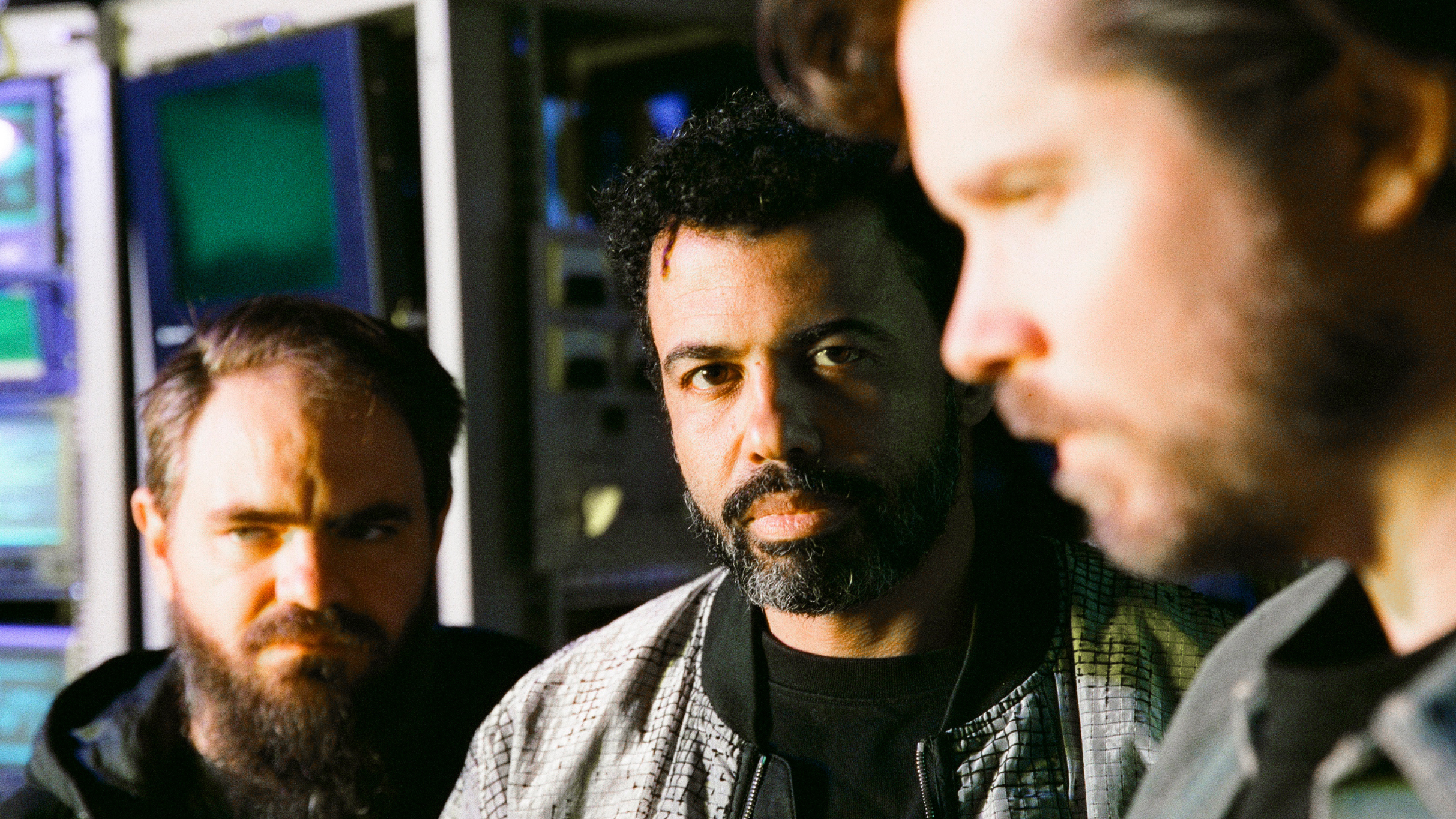 clipping. @ Rialto Theatre