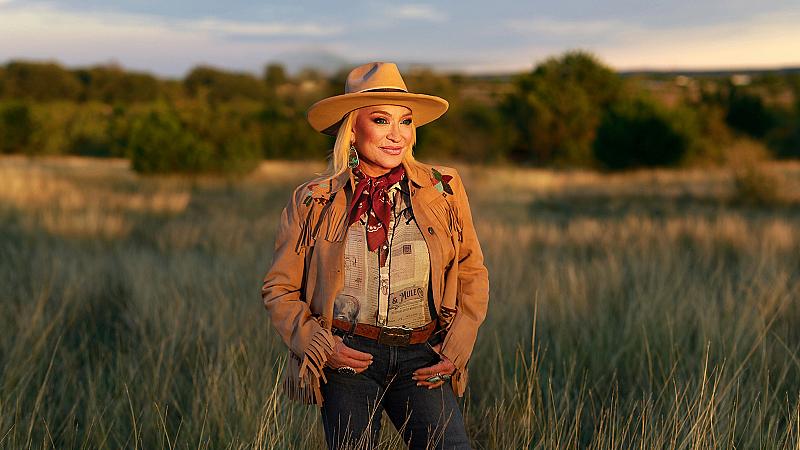 Tanya Tucker w/ Chevron PRCA Rodeo