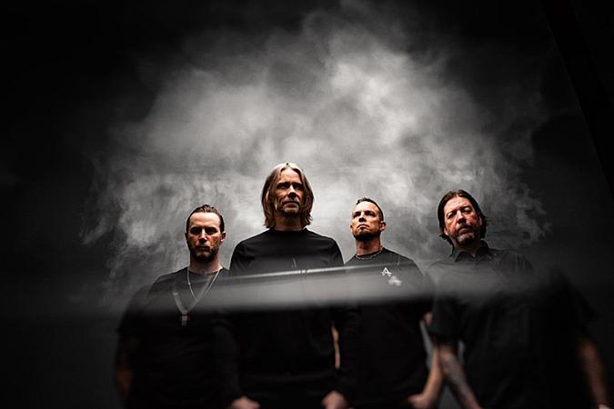Alter Bridge - What Lies Within Tour