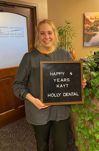 Holly Dental Associates